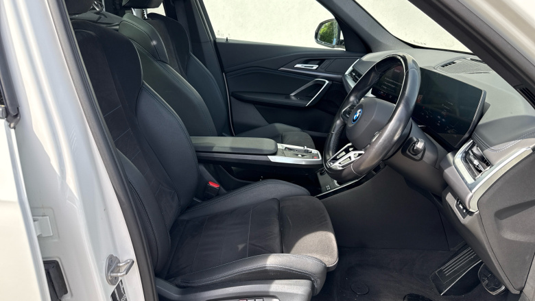 BMW iX1 230kW xDrive30 M Sport 65kWh 5dr Auto Electric Estate